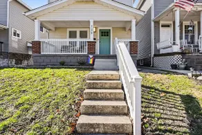 Cozy 2BR Near Ohio State - Private Yard - Parking - Image 3