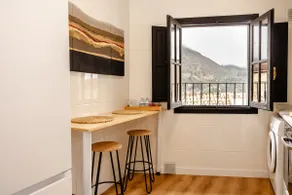 Cazorla center · Balcony with mountain view - Image 4