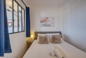 Urban Light - Beautiful 1-bedroom apartment with Terrace - Image 4