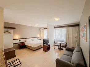 Modern, comfortable, and practical in the city center - Image 2
