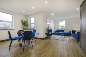 Majestic House - 2 BR - Borehamwood Station - Image 4