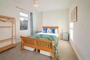 Host & Stay - Prospect Retreat - Image 3