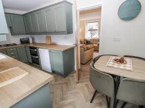 Court Street Cottage - Image 5