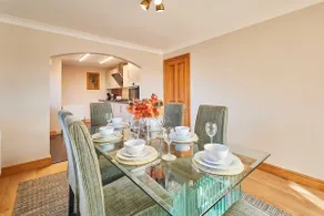Host & Stay - Cherry Willows - Image 3