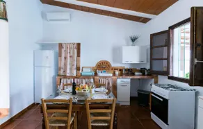 Stunning home in Puebla de los Infantes - Image 5