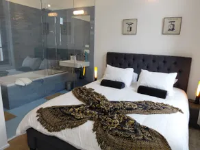 Accommodation De Lelie - Georgina - Image 2