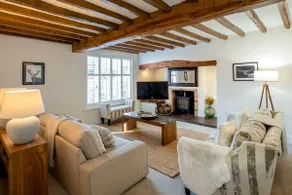 Dovecote Farmhouse - Image 2