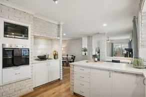 Seaview House | Ocean Sunsets, Hot Tub, Sleeps 9 - Image 4
