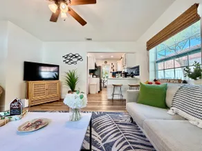 Palms Cottage, Downtown Dunedin, FL - Image 4