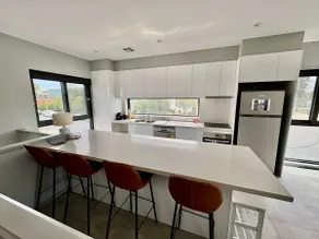 Quite and large 2 bedroom - Sleeps 6 - 2 bathrooms - Image 4