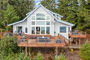 Modern waterfront luxury meets adventure! - Image 3