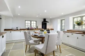 Dog friendly with roof terrace - Pilgrim Cottage - Image 3