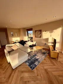 Brighton City View 3-Bed Retreat - Image 3