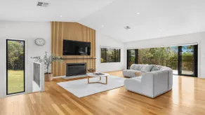 The Barrington - The Vintage Holiday Houses - Image 4