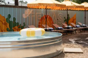 5BR Gameday Getaway• Sleeps 14• Fire Pit· Playset - Image 3