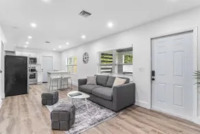 Charming North Miami Home with Private Yard - Image 3