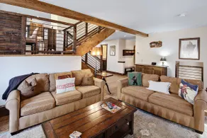 Airy Townhome in Vail w/ Beautiful Views, Modern Decor, Free bus shuttle. VP7 - Image 3