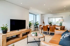 Backup-Power Mouille Point Apartment - Image 5