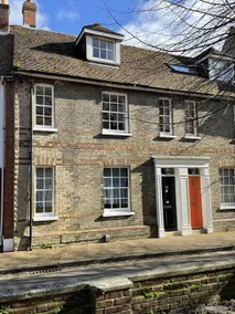 Gull House - Image 5