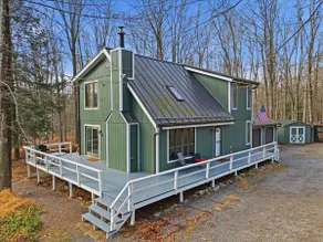 Hot Tub*Fire Pit*Fireplace*BBQ Grill*Deck*Foosball - Image 5