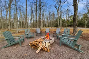 Hot Tub*Fire Pit*Fireplace*BBQ Grill*Deck*Foosball - Image 2
