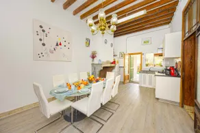 House with Essence and Tradition of Mallorcan Life - Image 4