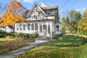 Warm 5 bed Libertyville Getaway Close to Navy Base - Image 5
