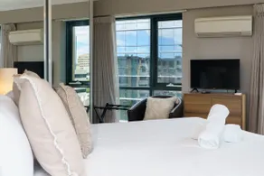 Central 2BR apartment, Hotel vibe, Walk everywhere - Hosted by Canstay - Image 3