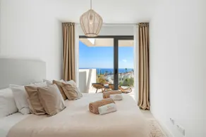Luxury Penthouse with Big Terrace and Seaviews - Image 5
