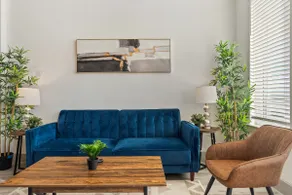 Luxury 2BD/2BA Next to Airport g3lh - Image 4