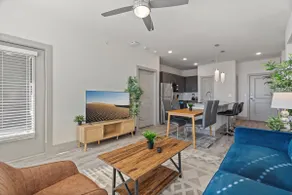 Luxury 2BD/2BA Next to Airport g3lh - Image 5