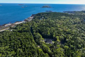 Ocean Point Hideaway: 2-story Unit on 3 Acres! - Image 2