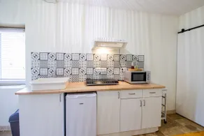 La Pierre Apartment - Image 5