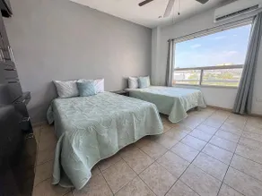 Modern apartment in Linda Vista, mty 9 - Image 3