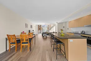 Spacious Apartment with Gym & Pool Access - Image 3