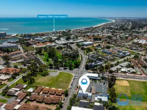 Mandurah Luxury on Sutton - Image 4