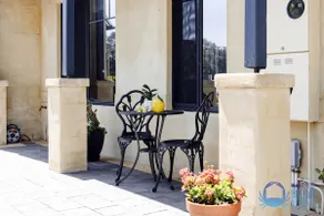 Mandurah Luxury on Sutton - Image 2