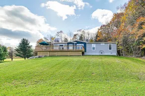 8 Mi to Jiminy Peak Resort: Mtn-view Home w/ Deck - Image 5