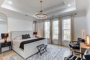 Luxe Lawrenceville, Executive Retreat with Office - Image 5