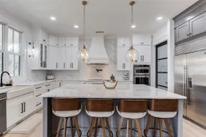 Luxe Lawrenceville, Executive Retreat with Office - Image 2