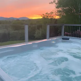 Lake Whitingham- Wards beach, Hot tub, views - Image 4