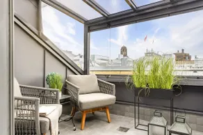 Stylish Loft | Jacuzzi | Balcony | AirCon |Netflix - Image 2
