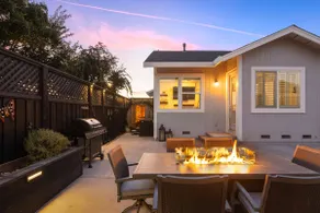 Windsor Home with Sauna & Outdoor Fire Pit - Image 5