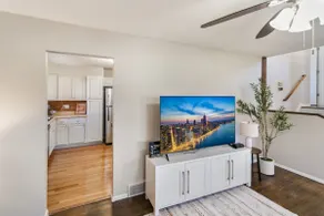 Spacious 4BR Retreat W/ back Porch Near Navy Base! - Image 4
