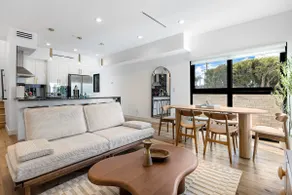 Platinum Suite LA - Image 2