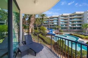 Phoenix on the Bay 1117 - Image 3