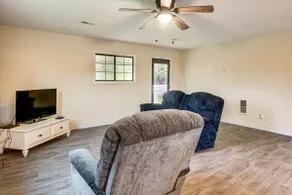 Dog-friendly Cabin w/ Yard Near Auxvasse Creek! - Image 5