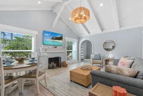 Blue Tide Bungalow - Image 3