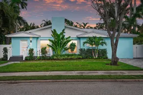 Blue Tide Bungalow - Image 2
