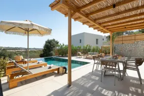 Wohnung mit Garten, privatem Pool und Grill | Meerblick - Image 2